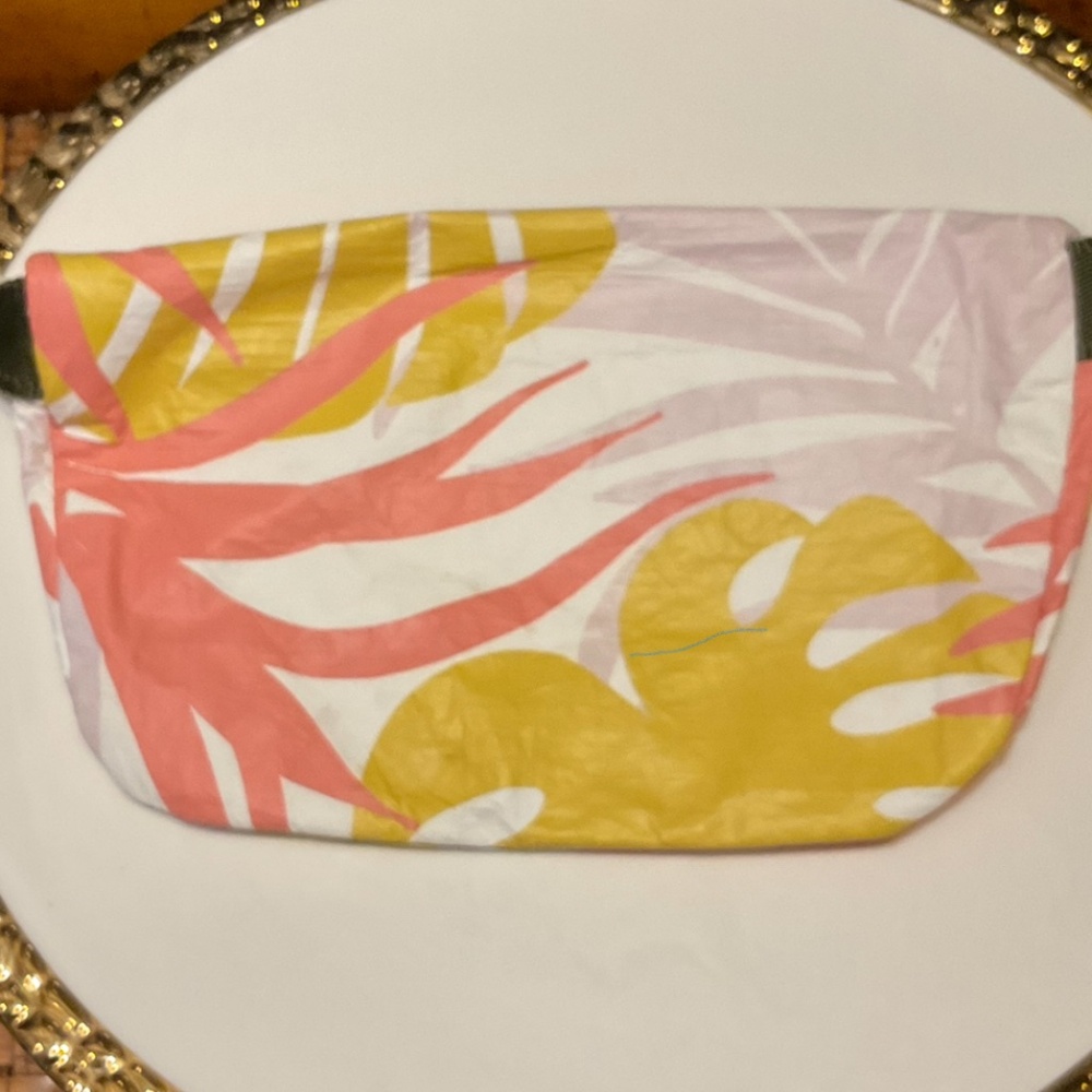 ALOHA Collection Mini Hip Pack - Picture 4 of 6